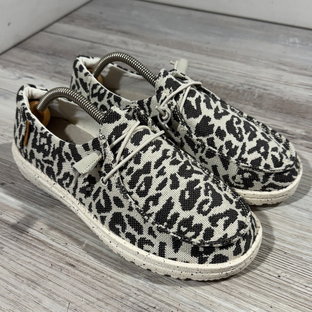 Hey Dude‎ Wendy Cheetah Grey Woven Slip On Shoes Women's Size 6 Lightweight EUC